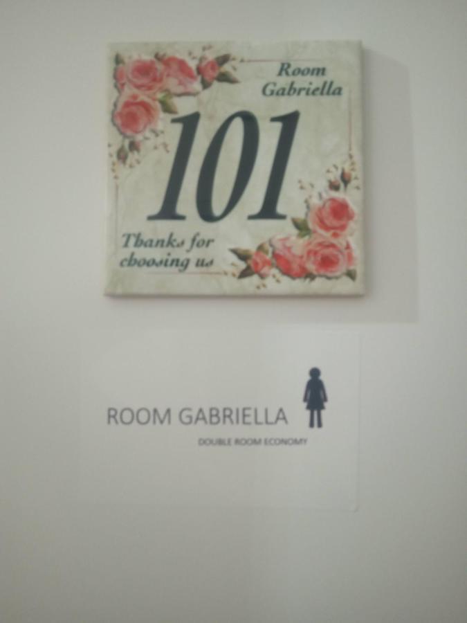 Floris Guest House Milan Luaran gambar